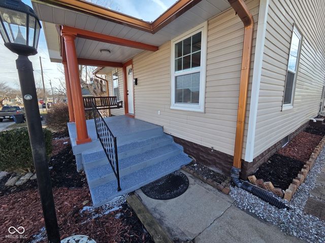 607 4th Street, Shelbyville, IN 46176