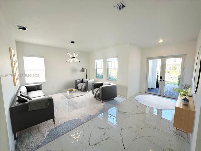 4255 SW 123rd Ter, Davie, FL 33330