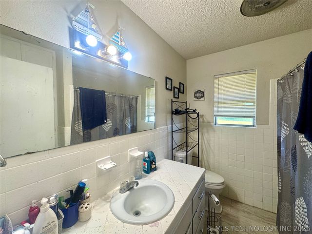 16 Wisteria, Lone Grove, OK 73443