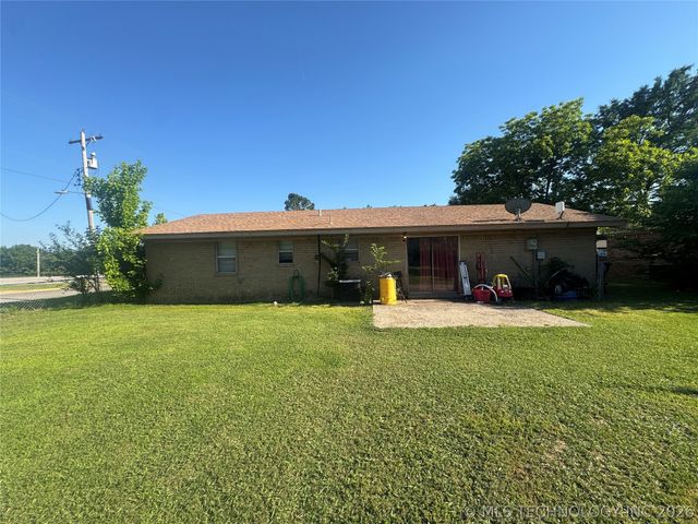 16 Wisteria, Lone Grove, OK 73443