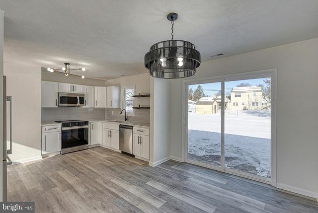 118 KIM ACRES DRIVE, Mechanicsburg, PA 17055