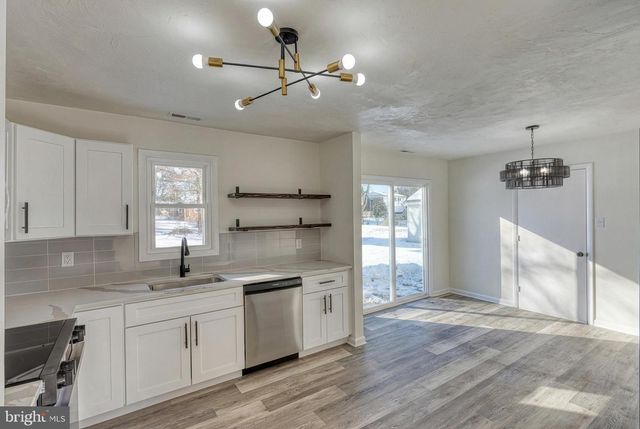 118 KIM ACRES DRIVE, Mechanicsburg, PA 17055