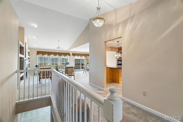 12 N Trumbull Circle 31B, St Charles, MO 63301