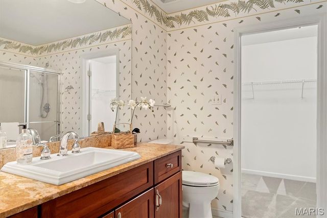 12 N Trumbull Circle 31B, St Charles, MO 63301