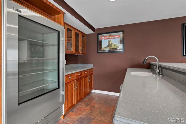 12 N Trumbull Circle 31B, St Charles, MO 63301