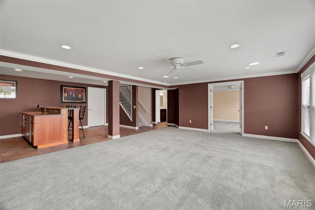 12 N Trumbull Circle 31B, St Charles, MO 63301