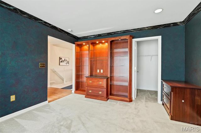 12 N Trumbull Circle 31B, St Charles, MO 63301