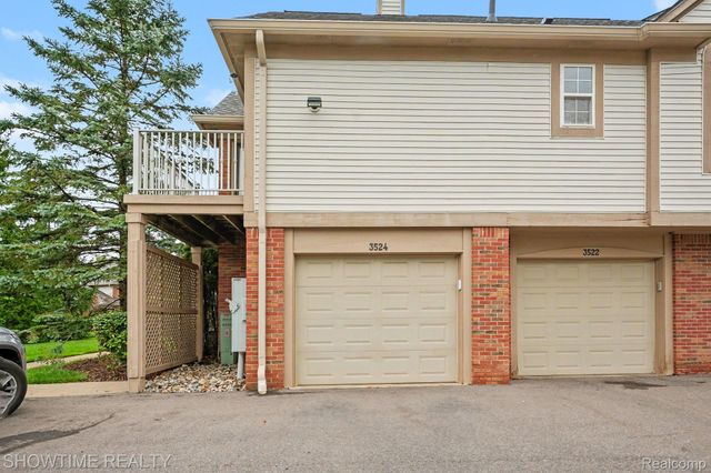 3524 Tremonte Circle S, Oakland Charter Township, MI 48306