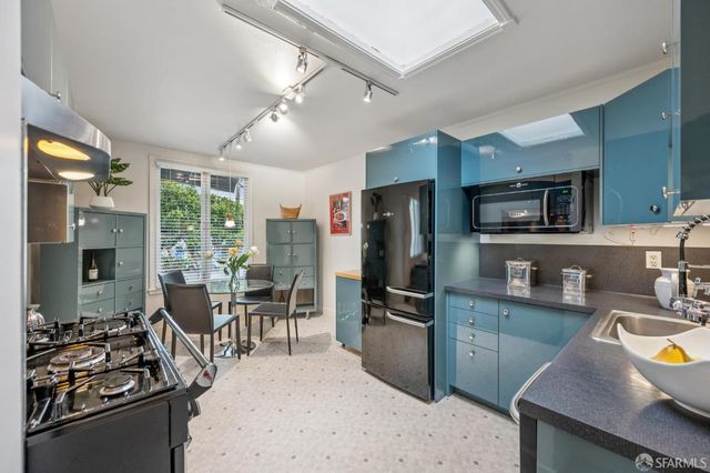 2144 Bayshore Boulevard, San Francisco, CA 94134