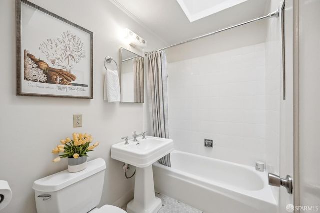 2144 Bayshore Boulevard, San Francisco, CA 94134