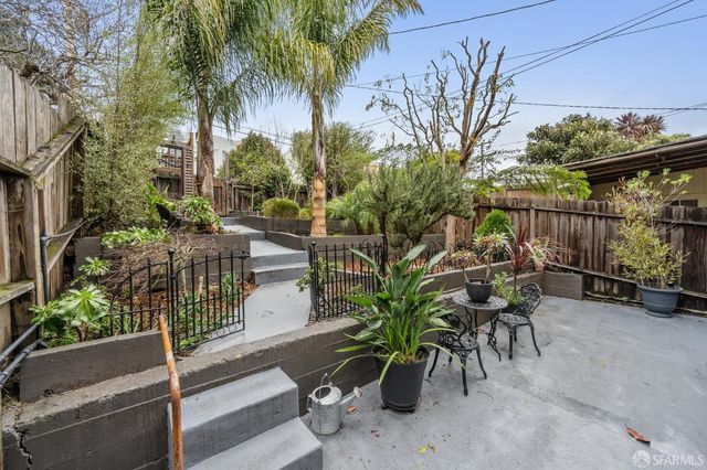 2144 Bayshore Boulevard, San Francisco, CA 94134