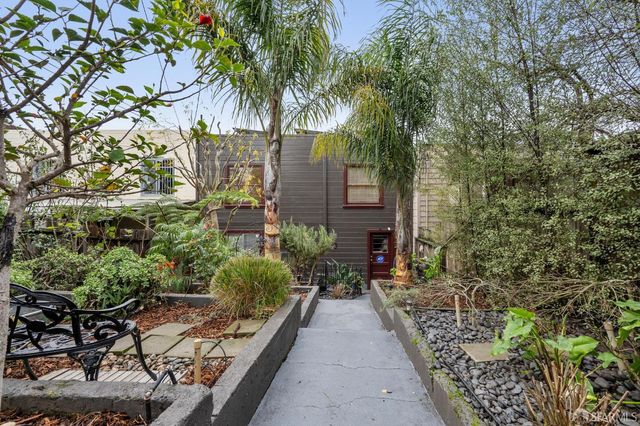 2144 Bayshore Boulevard, San Francisco, CA 94134