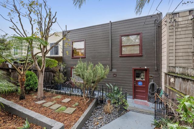 2144 Bayshore Boulevard, San Francisco, CA 94134