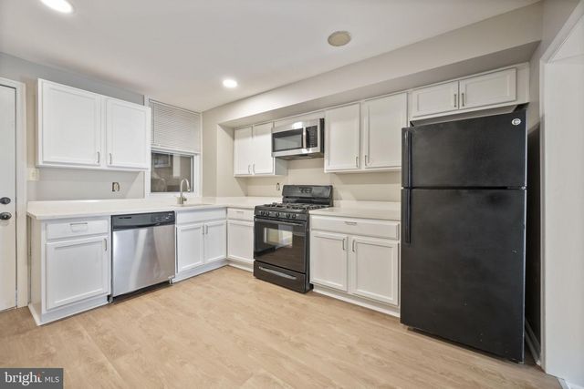 3420 LEVERTON AVE, Baltimore, MD 21224