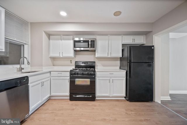 3420 LEVERTON AVE, Baltimore, MD 21224