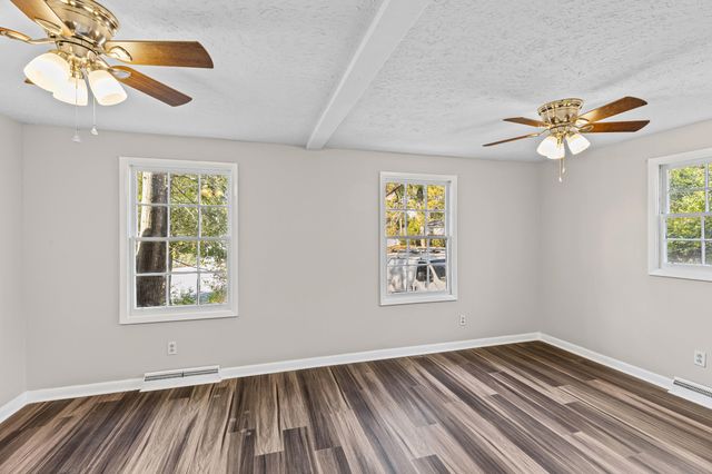 3328 Vaucluse Road, Vaucluse, SC 29801