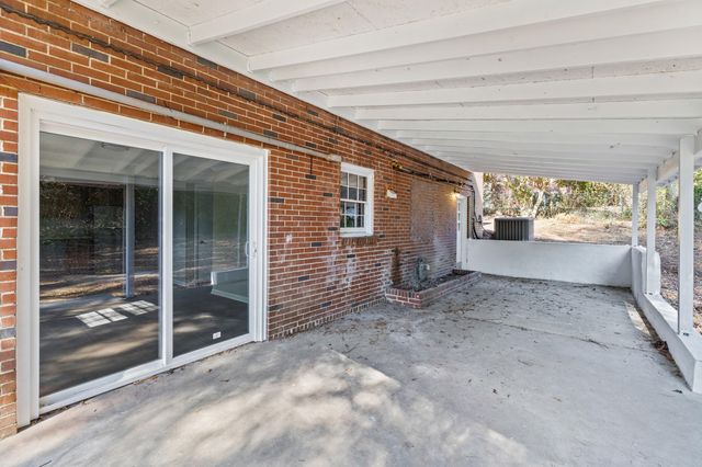 3328 Vaucluse Road, Vaucluse, SC 29801