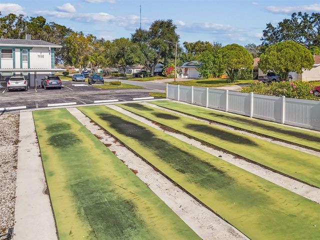 7560 92ND STREET 104B, Seminole, FL 33777