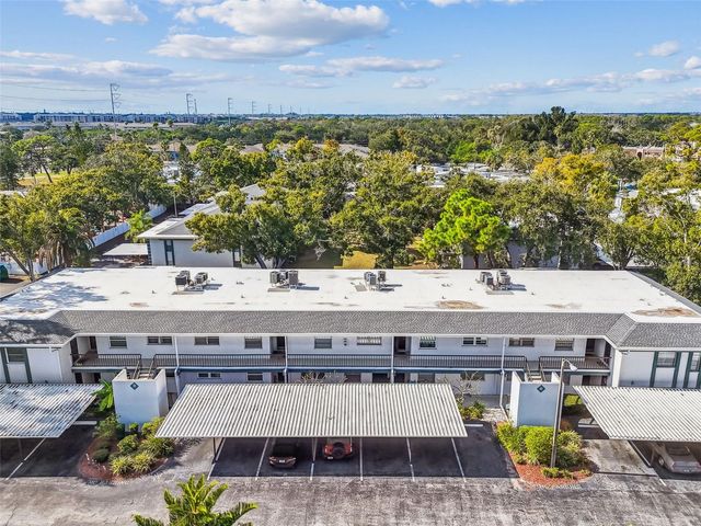 7560 92ND STREET 104B, Seminole, FL 33777