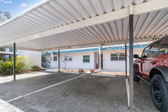 7560 92ND STREET 104B, Seminole, FL 33777