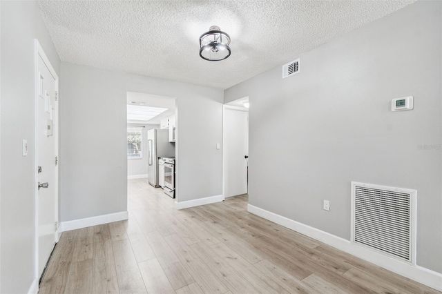 7560 92ND STREET 104B, Seminole, FL 33777