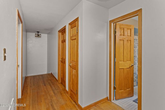 16 Twain Drive, Allentown, NJ 08501