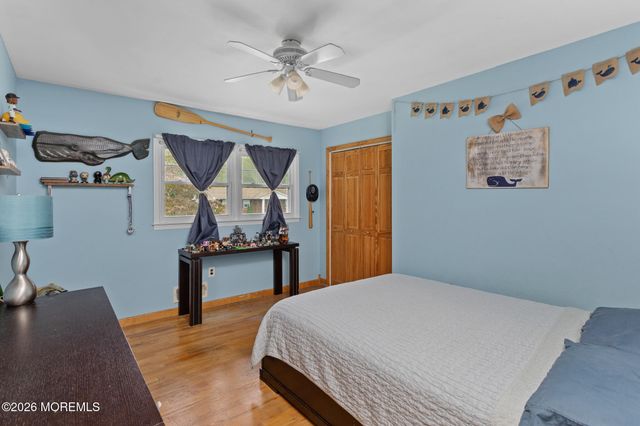 16 Twain Drive, Allentown, NJ 08501