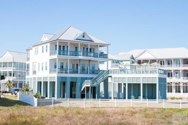 70 Grand Beach Blvd, Galveston, TX 77550