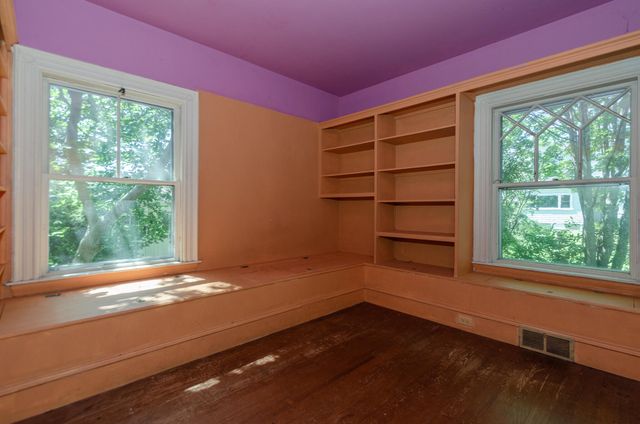 43 Main Street, Mattapoisett, MA 02739