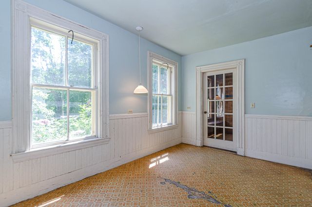 43 Main Street, Mattapoisett, MA 02739