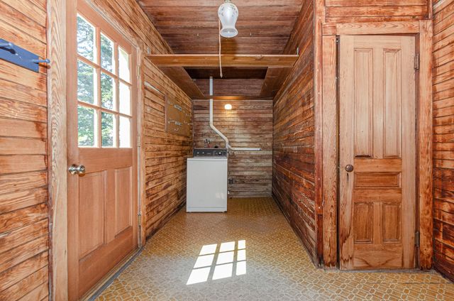 43 Main Street, Mattapoisett, MA 02739