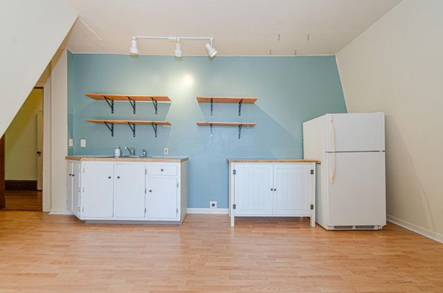 43 Main Street, Mattapoisett, MA 02739