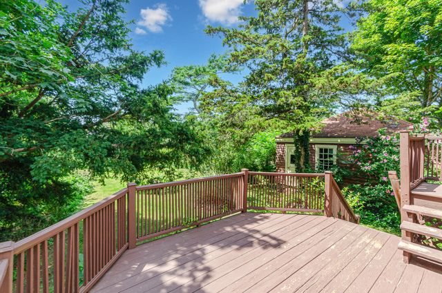 43 Main Street, Mattapoisett, MA 02739