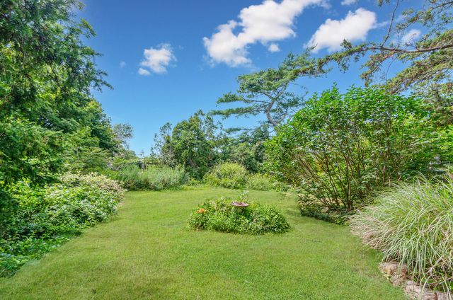 43 Main Street, Mattapoisett, MA 02739