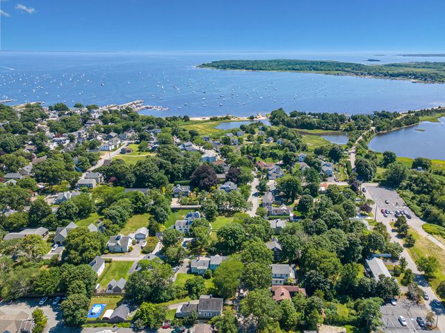 43 Main Street, Mattapoisett, MA 02739