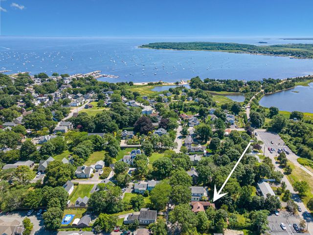 43 Main Street, Mattapoisett, MA 02739