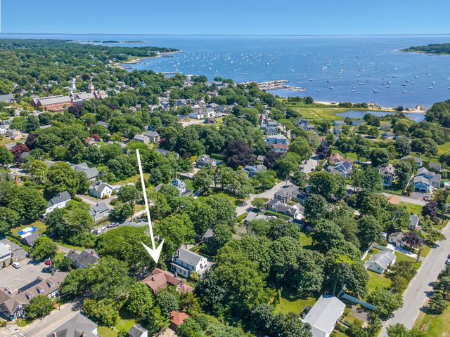 43 Main Street, Mattapoisett, MA 02739