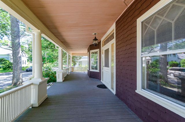 43 Main Street, Mattapoisett, MA 02739