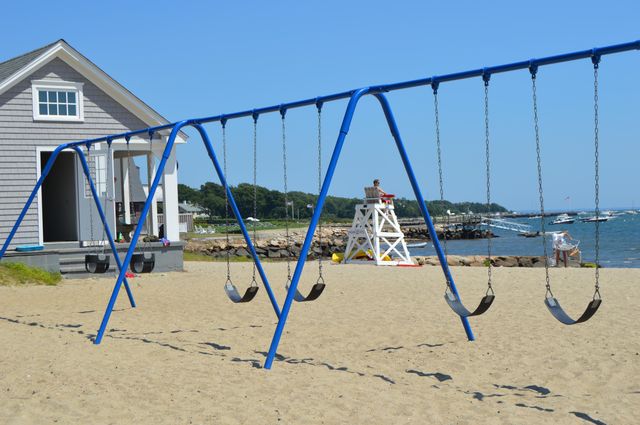 43 Main Street, Mattapoisett, MA 02739