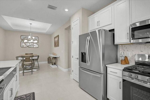 7782 WANING MOON WAY, Sarasota, FL 34241