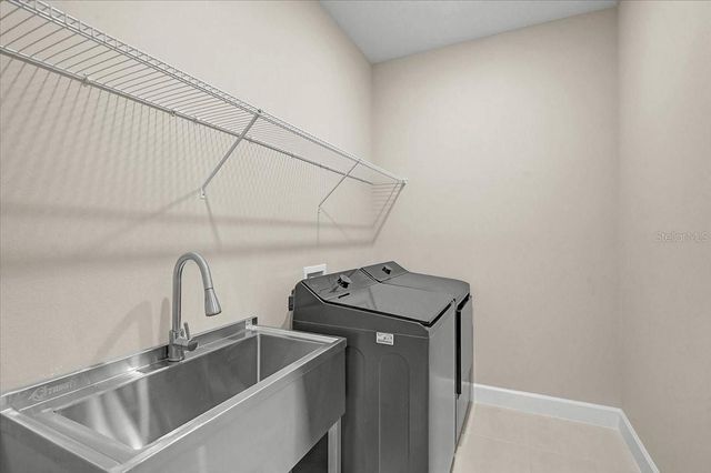 7782 WANING MOON WAY, Sarasota, FL 34241