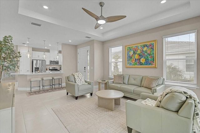 7782 WANING MOON WAY, Sarasota, FL 34241