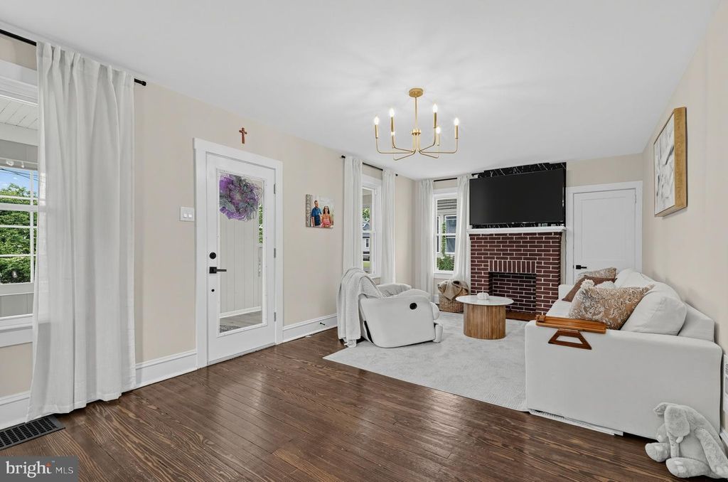 16 MERION TER, COLLINGSWOOD, NJ 08108 — photo 4