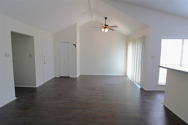 407 Pogue Street, Cedar Hill, TX 75104
