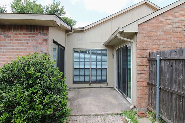 407 Pogue Street, Cedar Hill, TX 75104