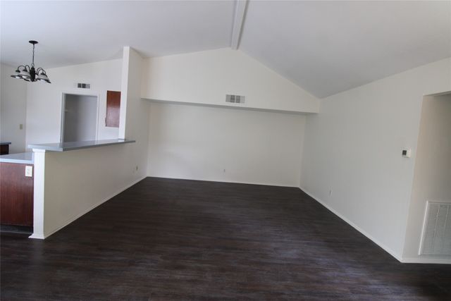 407 Pogue Street, Cedar Hill, TX 75104