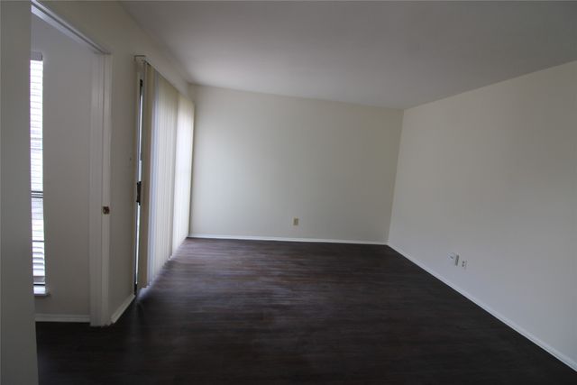 407 Pogue Street, Cedar Hill, TX 75104