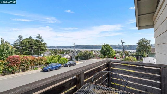 1449 W 2nd St, Benicia, CA 94510