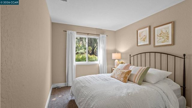 1449 W 2nd St, Benicia, CA 94510