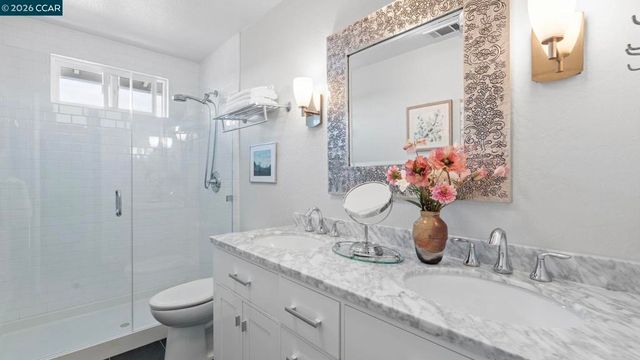 1449 W 2nd St, Benicia, CA 94510